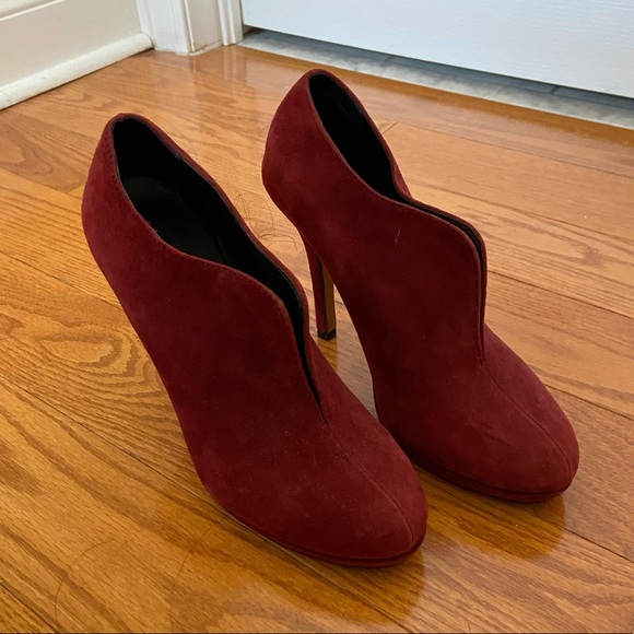 ALDO suede boots/closed toe heels - Picture 2 of 5